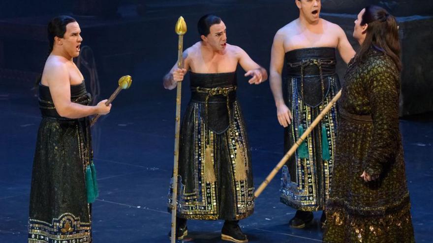 Antoni lliteres canta Turandot en el Liceu