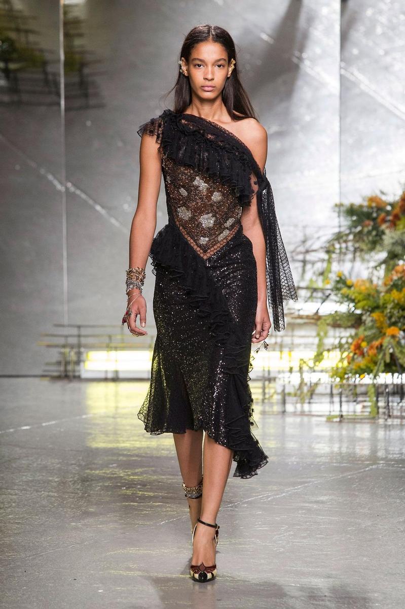 Tendencia asimetría: Rodarte