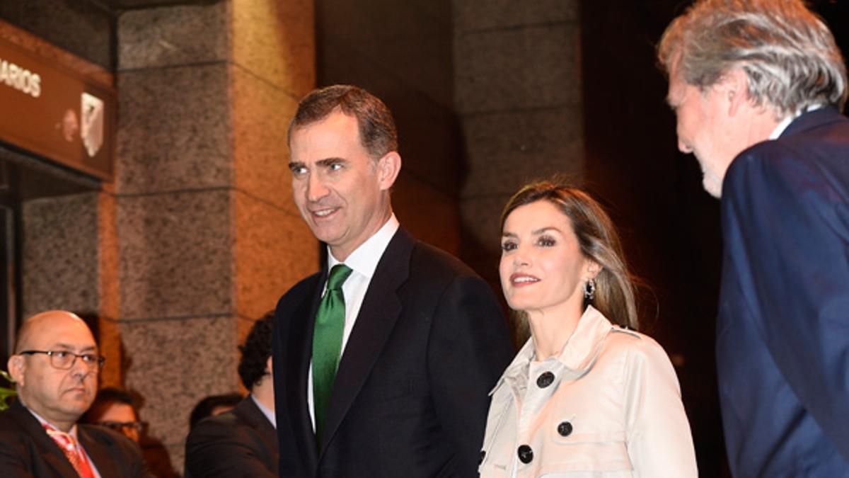 El look de Letizia Ortiz en el Vicente Calderón en la final de la Copa del Rey