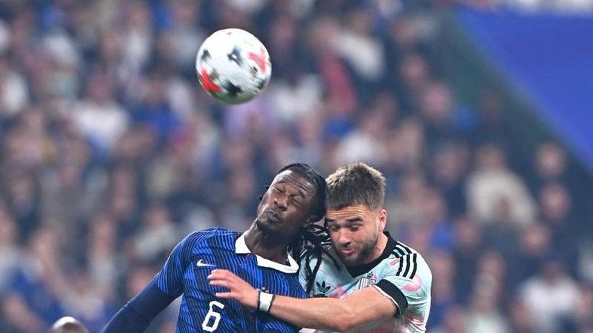 Francia va a remolque ante una buena Bélgica
