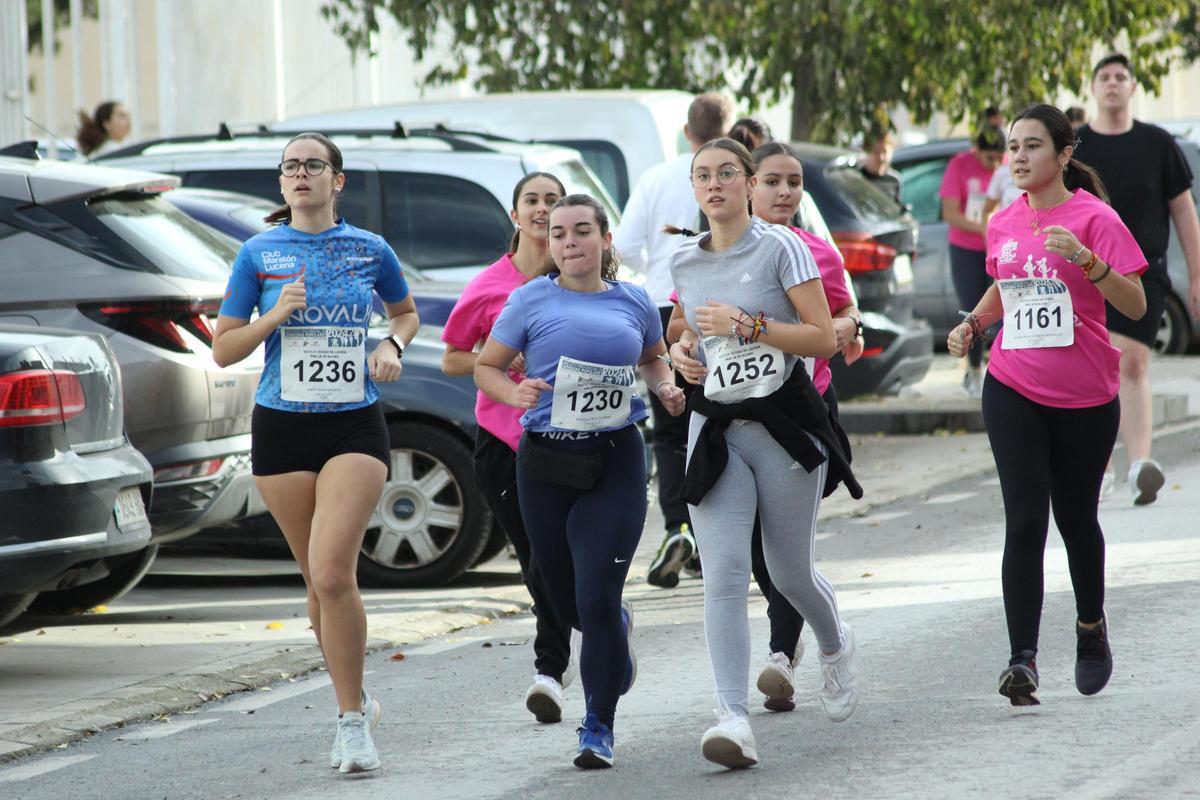 Un grupo de atletas, durante una de las carreras de base.