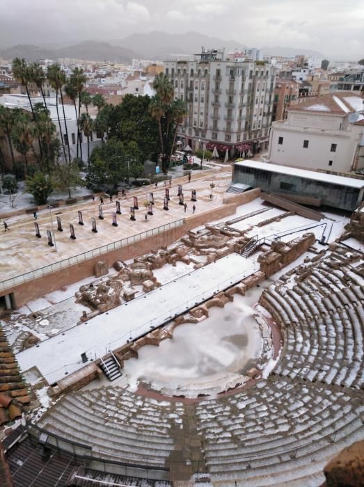 Vistas de la Alcazaba tras la granizada.