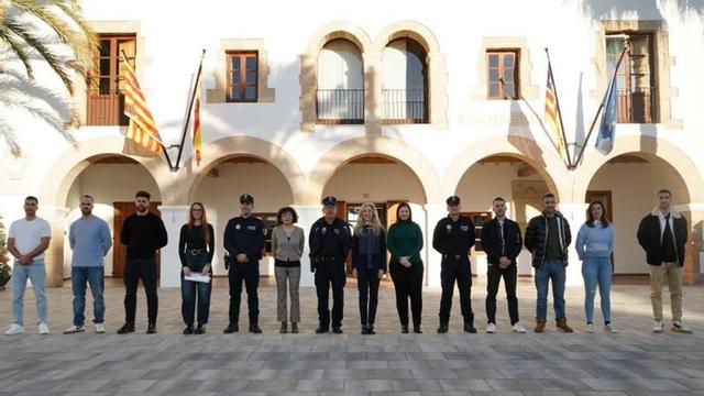 Santa Eulària incorpora a ocho nuevos agentes a la Policía Local | ASE
