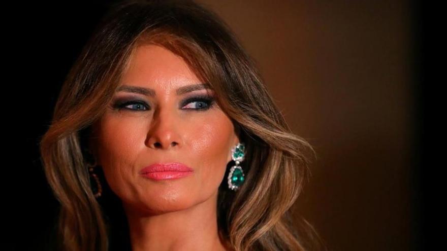 Un periodista del &#039;New York Times &#039; se disculpa por llamar &quot;puta&quot; a Melania Trump