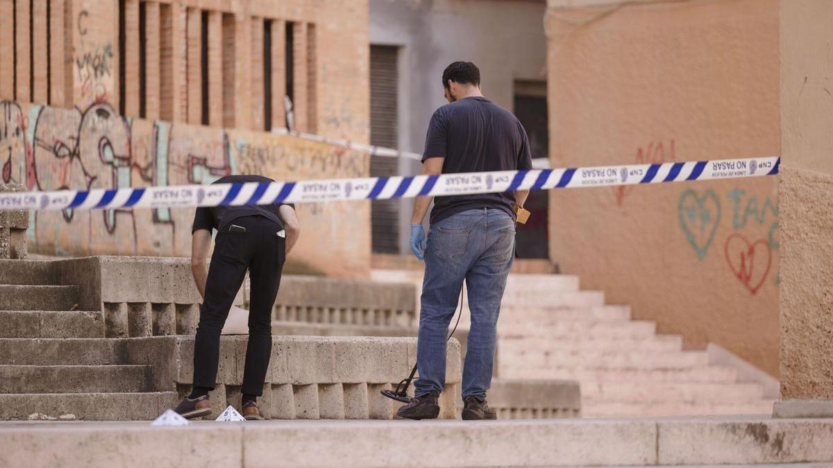 Los detenidos por matar a tiros a un joven en Málaga podrían haberse confundido de persona: "Mi hijo Nacho era un chico bueno"