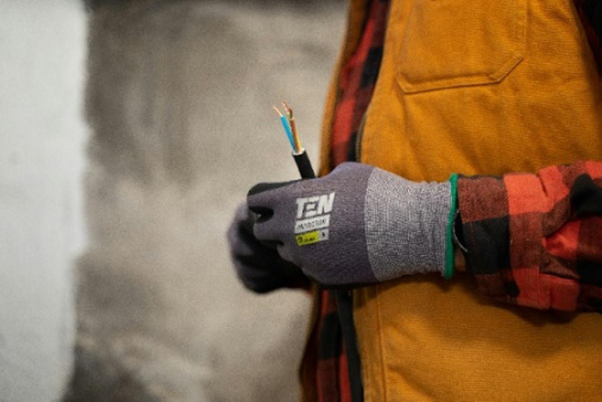 El lampista desarrolla varios trabajos