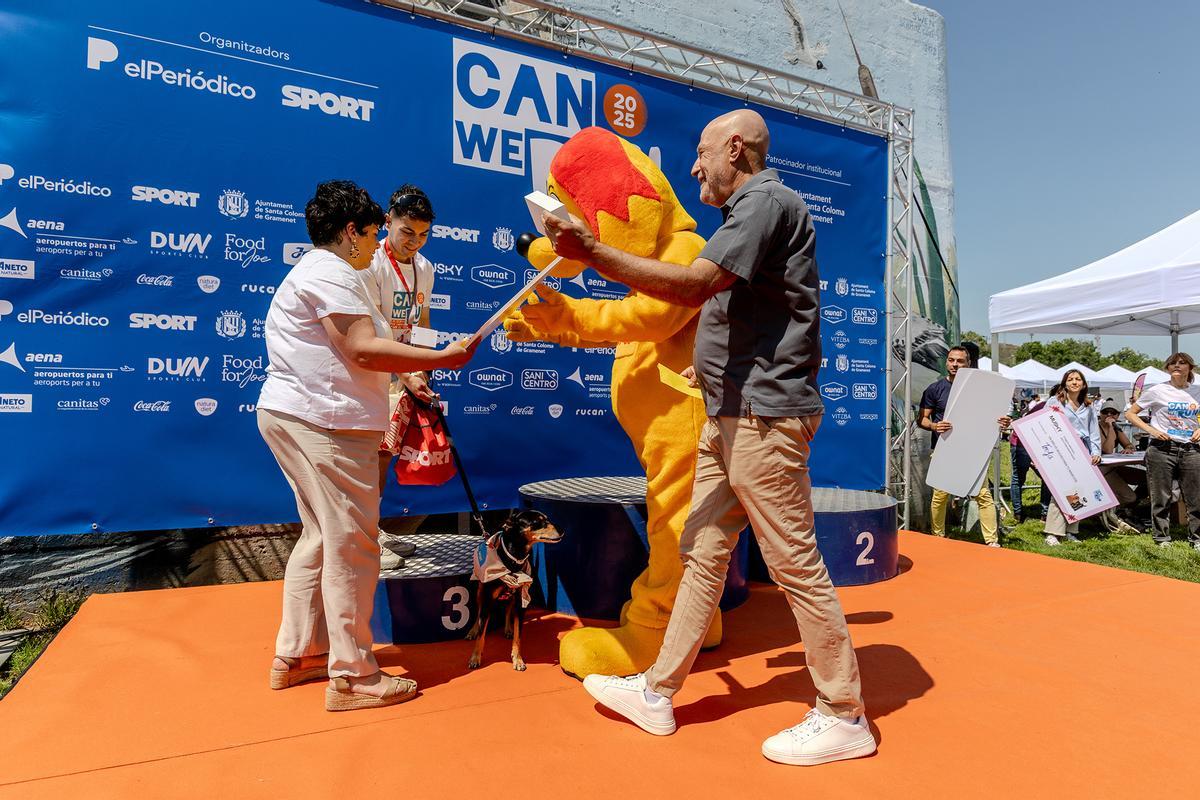 Carrera Can We Run. En la imagen, Félix Noguera, director general de Prensa Ibérica en Catalunya, durante la entrega de galardones.