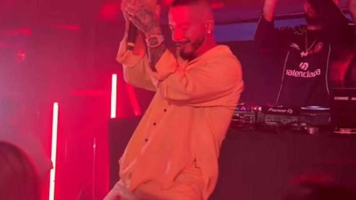 J Balvin en su fiesta de cumpleaños