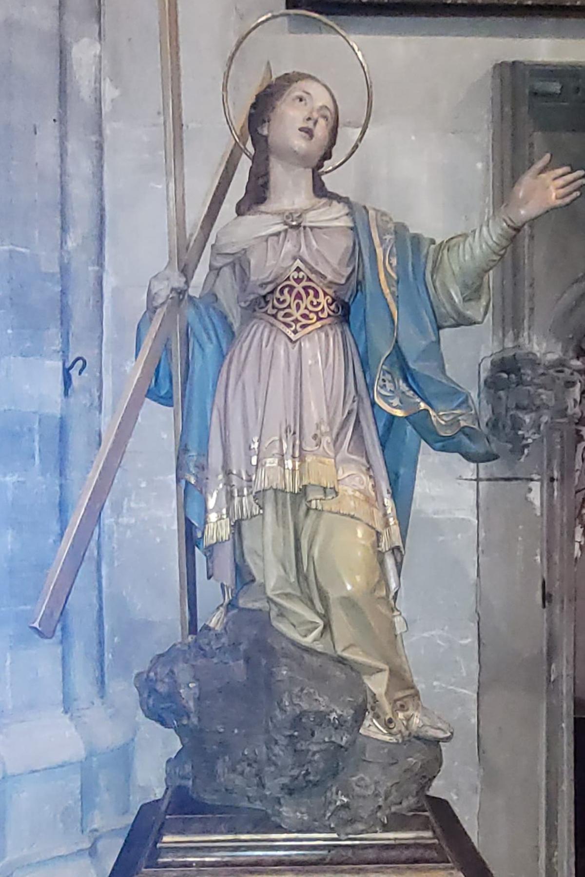 Talla de Santa Eulalia de Barcelona, cuya tradición mantiene numerosos paralelismos con la devoción emeritense.