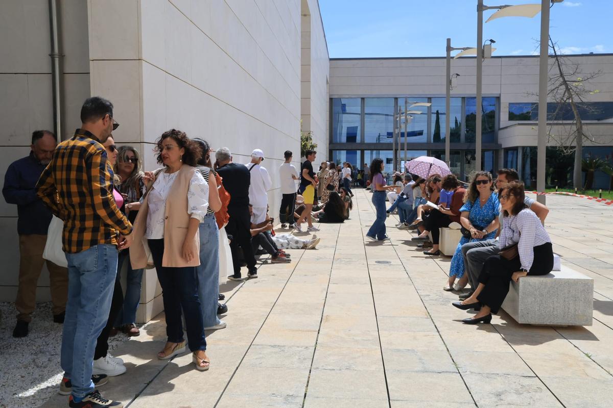 Así ha arrancado el casting de "Enredados" en Alicante