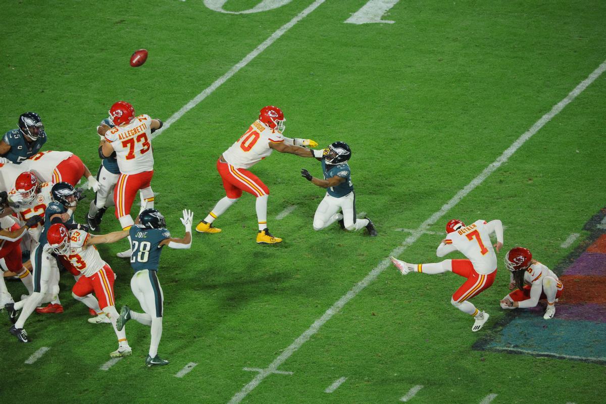 NFL - Super Bowl LVII - Kansas City Chiefs v Philadelphia Eagles