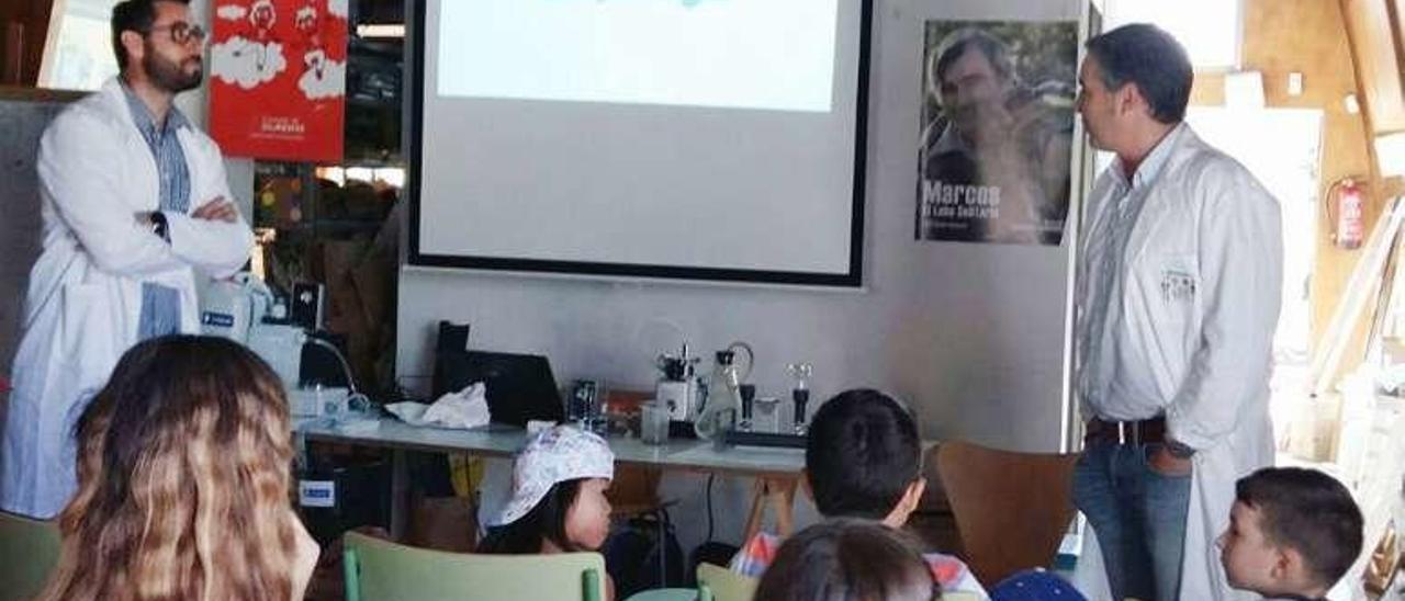 Actividades sobre el agua en el Aula da Natureza. // Iñaki Osorio