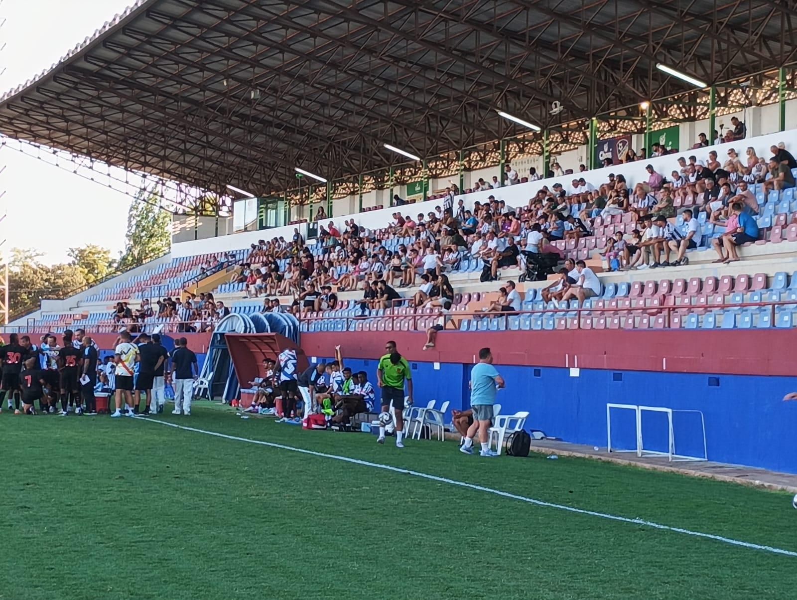 Galería | Las mejores imágenes del Castellón-Al-Riyadh de Alzira