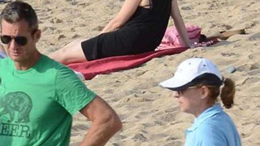 Urdangarin y la Infanta Cristina en la playa.