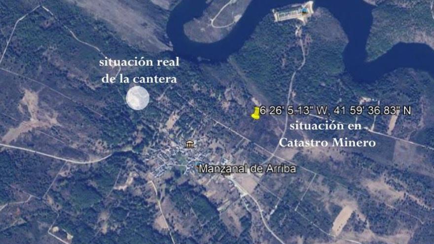 Plano con las ubicaciones de la cantera en el catastro minero y en la realidad.