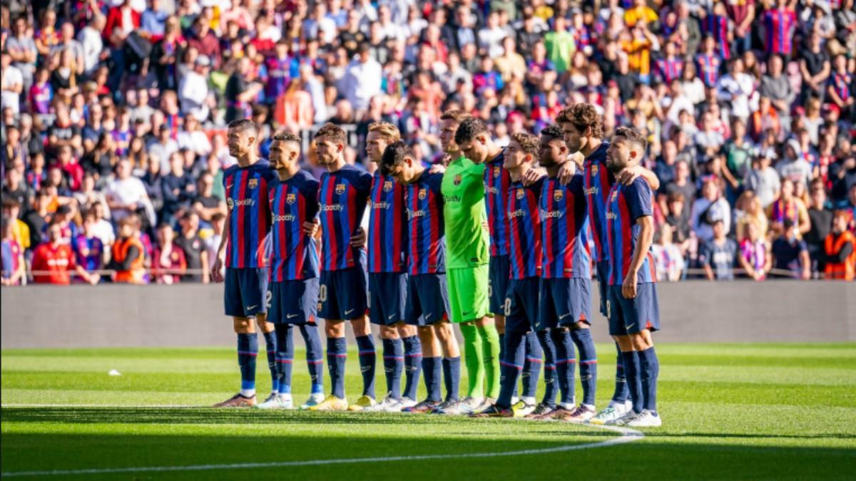 El Camp Nou hizo un minuto de silencio en memoria de ‘O Rei’ Pelé