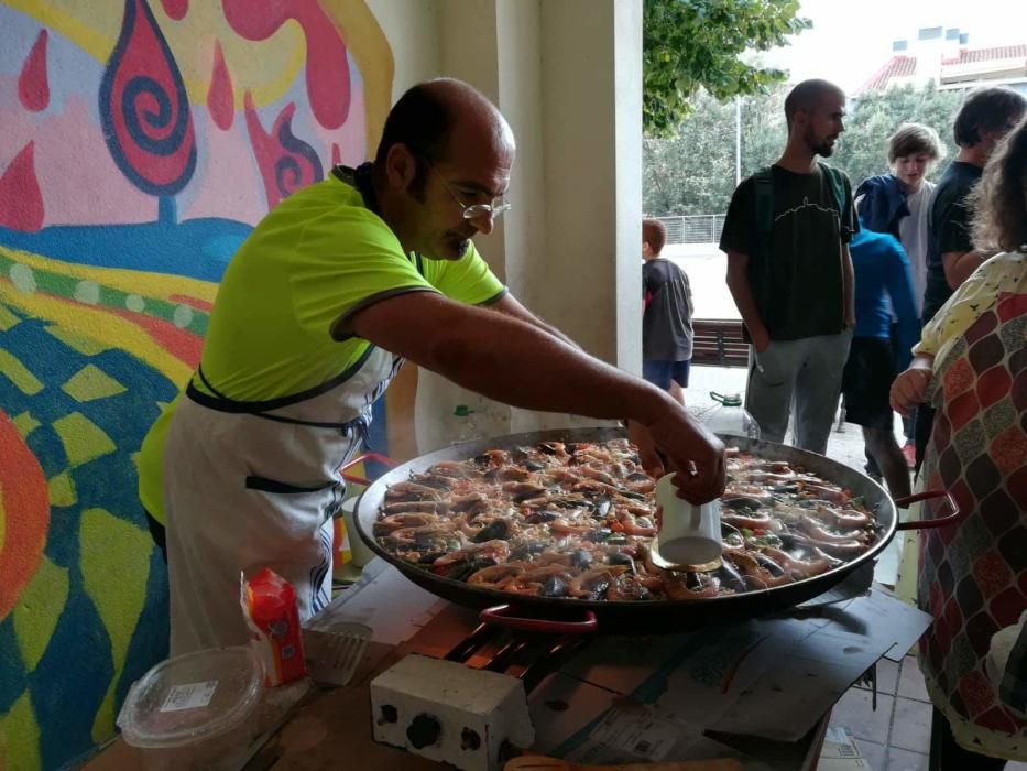 Dinar popular a l'escola Renaixença de Manresa