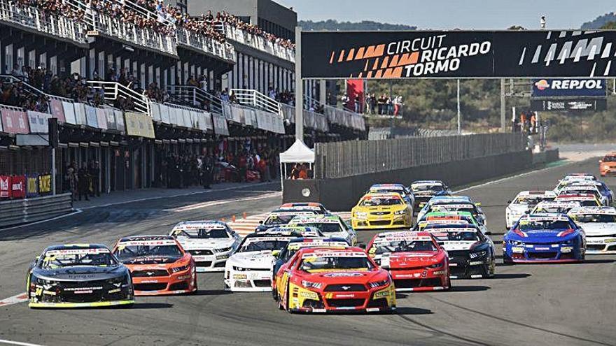 NASCAR europea en el Circuit Ricardo Tormo