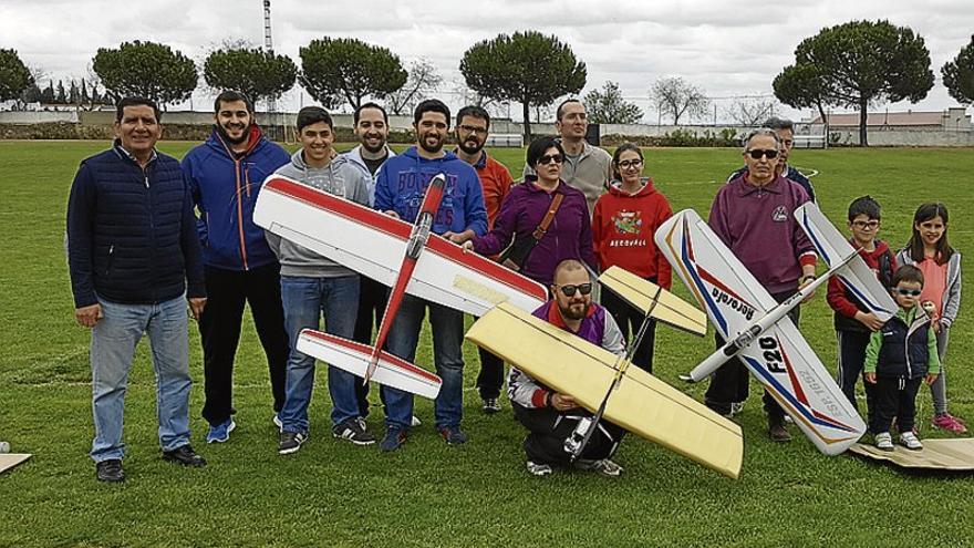 Aeromodelismo de élite en Fuente del Maestre