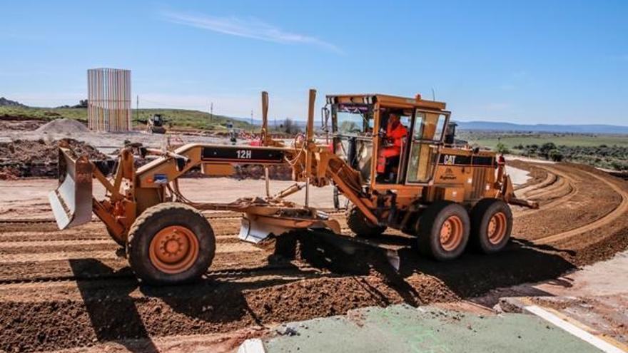 Autovía Cáceres-Badajoz: primeras obras tras 15 años