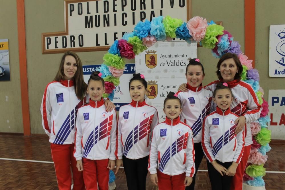 Las futuras "reinas" de la gimnasia asturiana