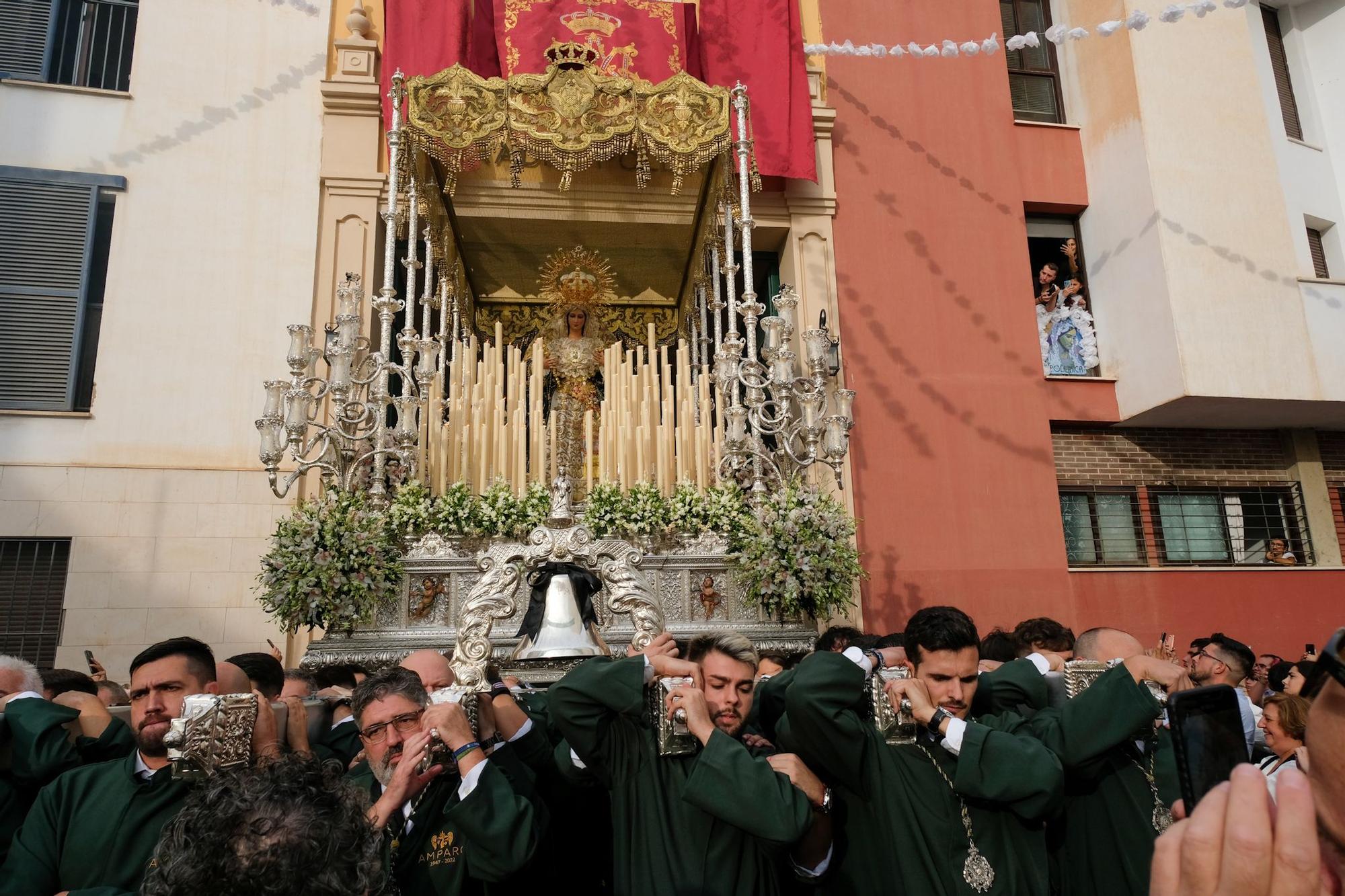 Procesión extraordinaria de la Virgen del Amparo por su 75 aniversario