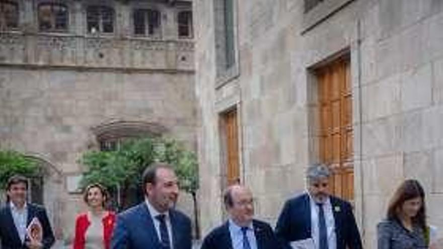 Miquel Iceta (PSC) a su llegada a la cumbre parlamentaria.