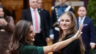 Los Reyes y sus hijas ya están en Asturias para asistir al tradicional concierto de los premios "Princesa de Asturias"