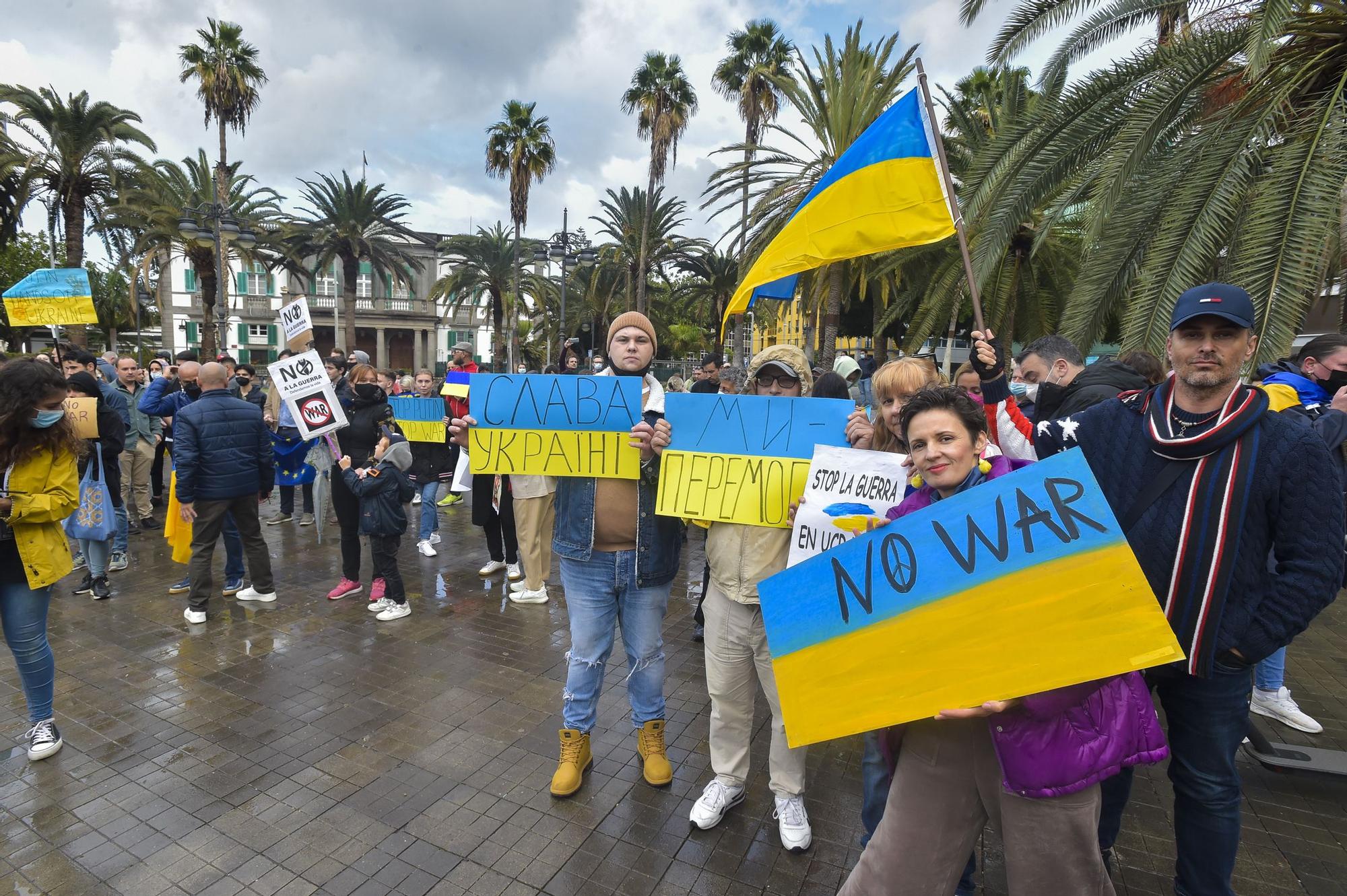 Concentración de ucranianos en contra de la guerra