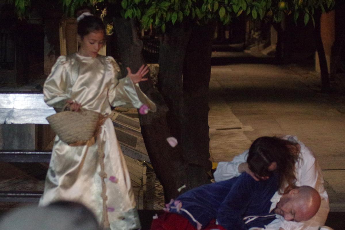 Representación teatral 'Estampas del Tenorio' en el Cementerio San Miguel