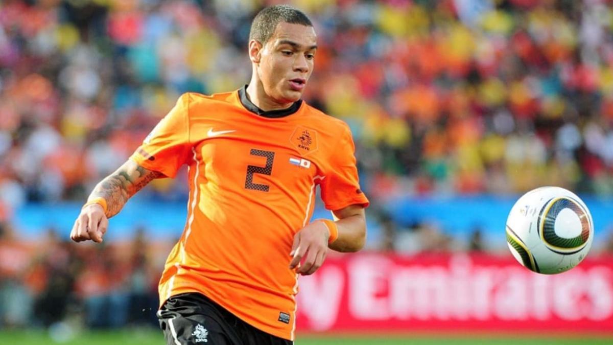 Gregory van der Wiel, subcampeón del mundo con Países Bajos