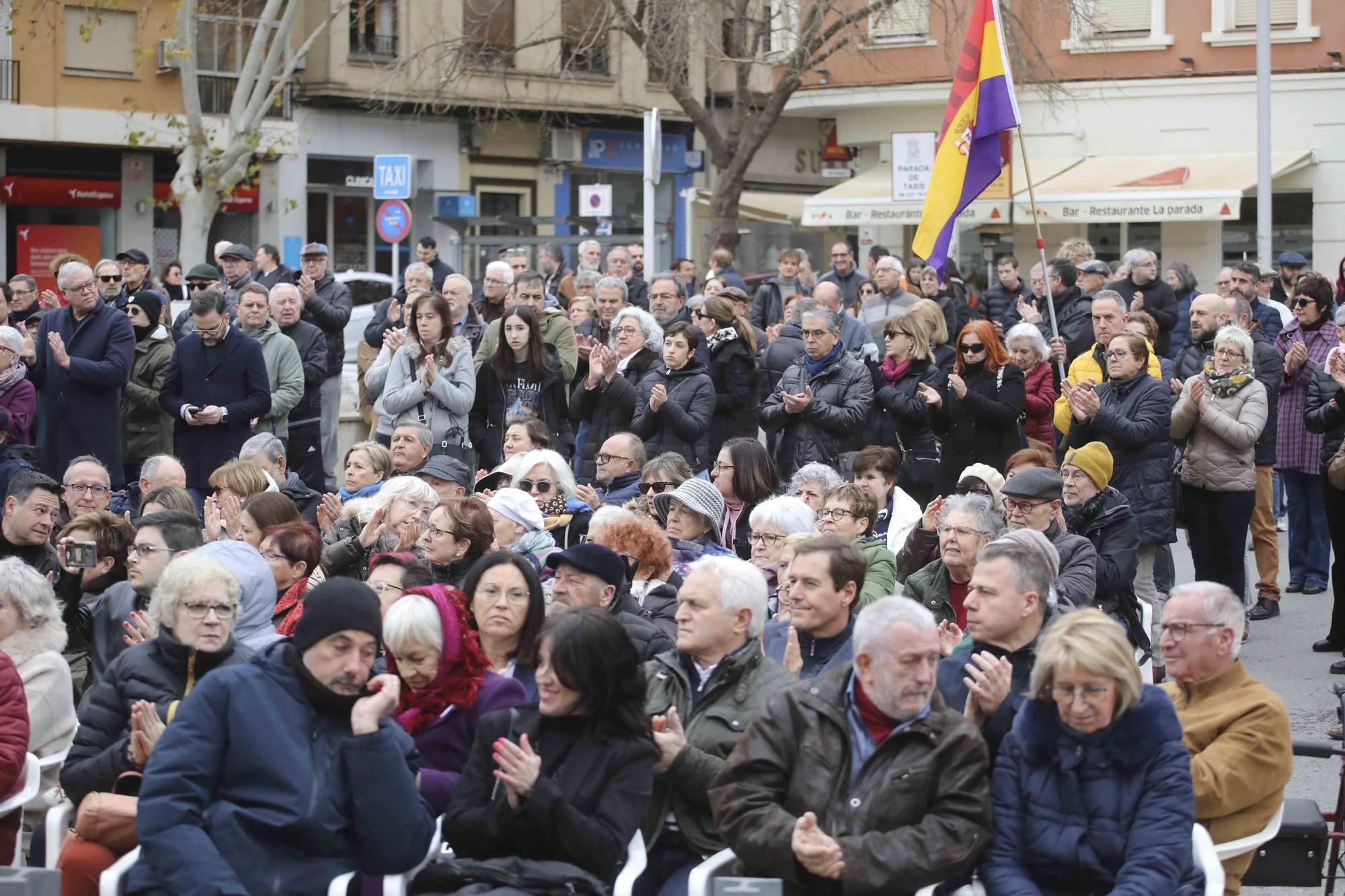 Así fue el homenaje a las víctimas del bombardeo de la estación de Xàtiva en el 85º aniversario del trágico sucesos