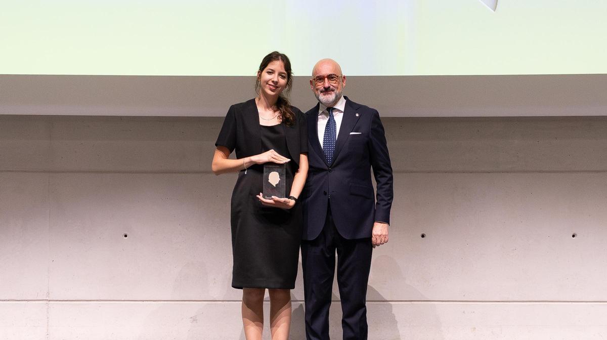Estrella María Montes junto al decano de la Facultad de Derecho y Ciencias Económicas y Empresariales de la UCO, José J. Albert.