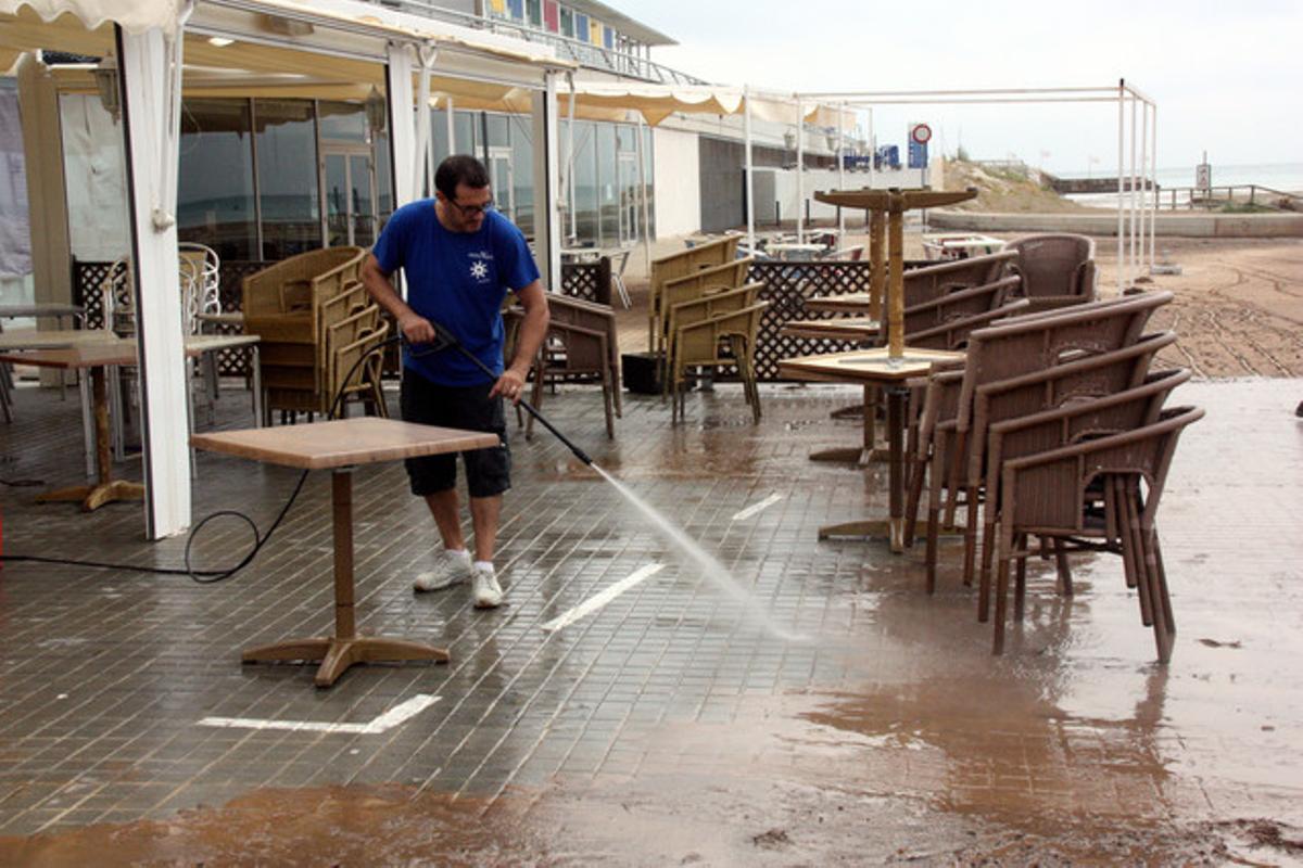 Desperfectos causados por las lluvias en Segur de Calafell. 