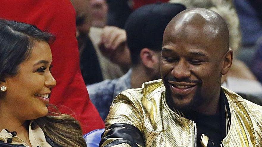 Mayweather pagará los tres funerales de George Floyd