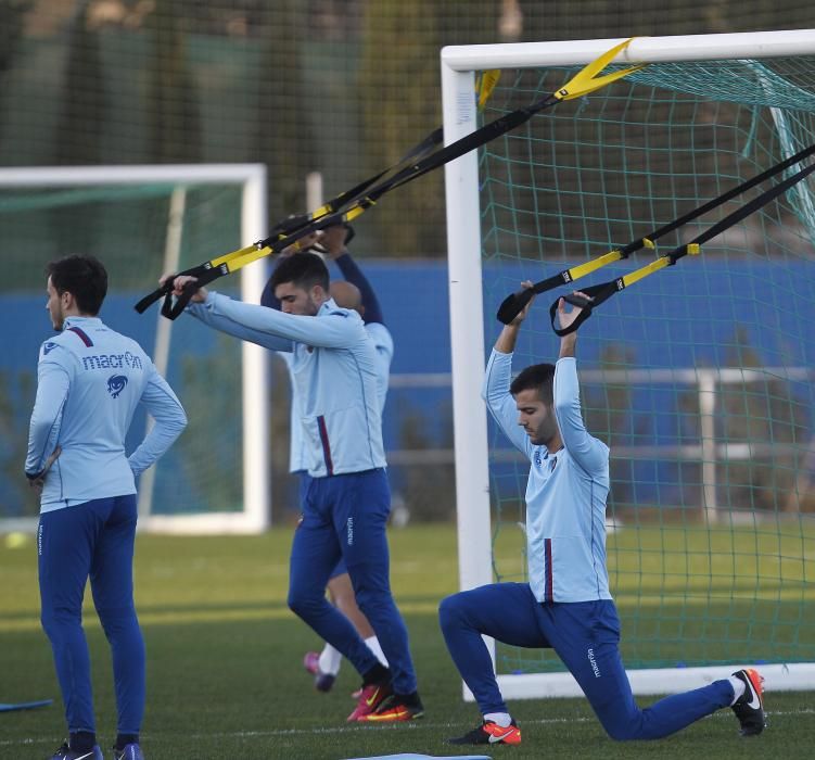 El entrenamiento del Levante UD