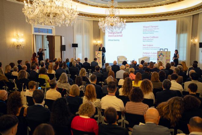 Barcelona mira a otras ciudades europeas en busca de fórmulas para el comercio de proximidad