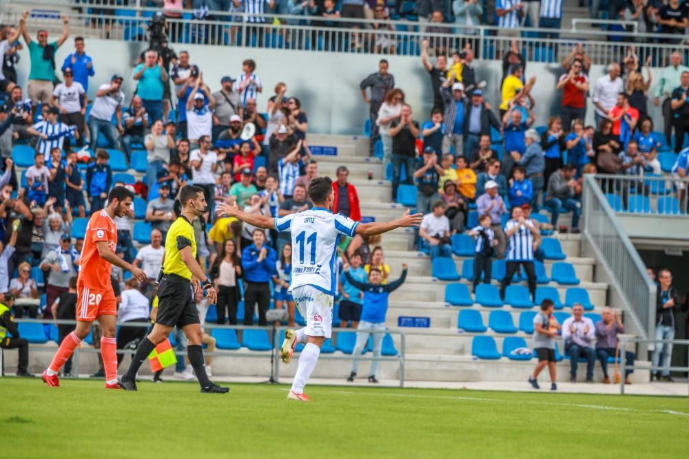 El Atlético Baleares vence al Oviedo (3-1)