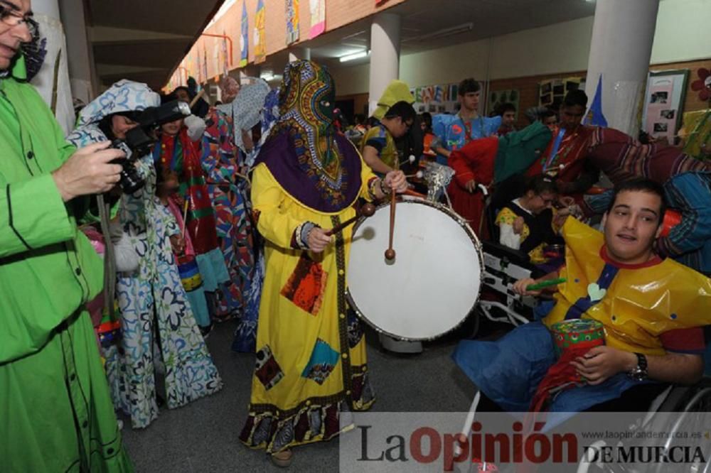 Los tambores de Moratalla llegan al colegio Primitiva López