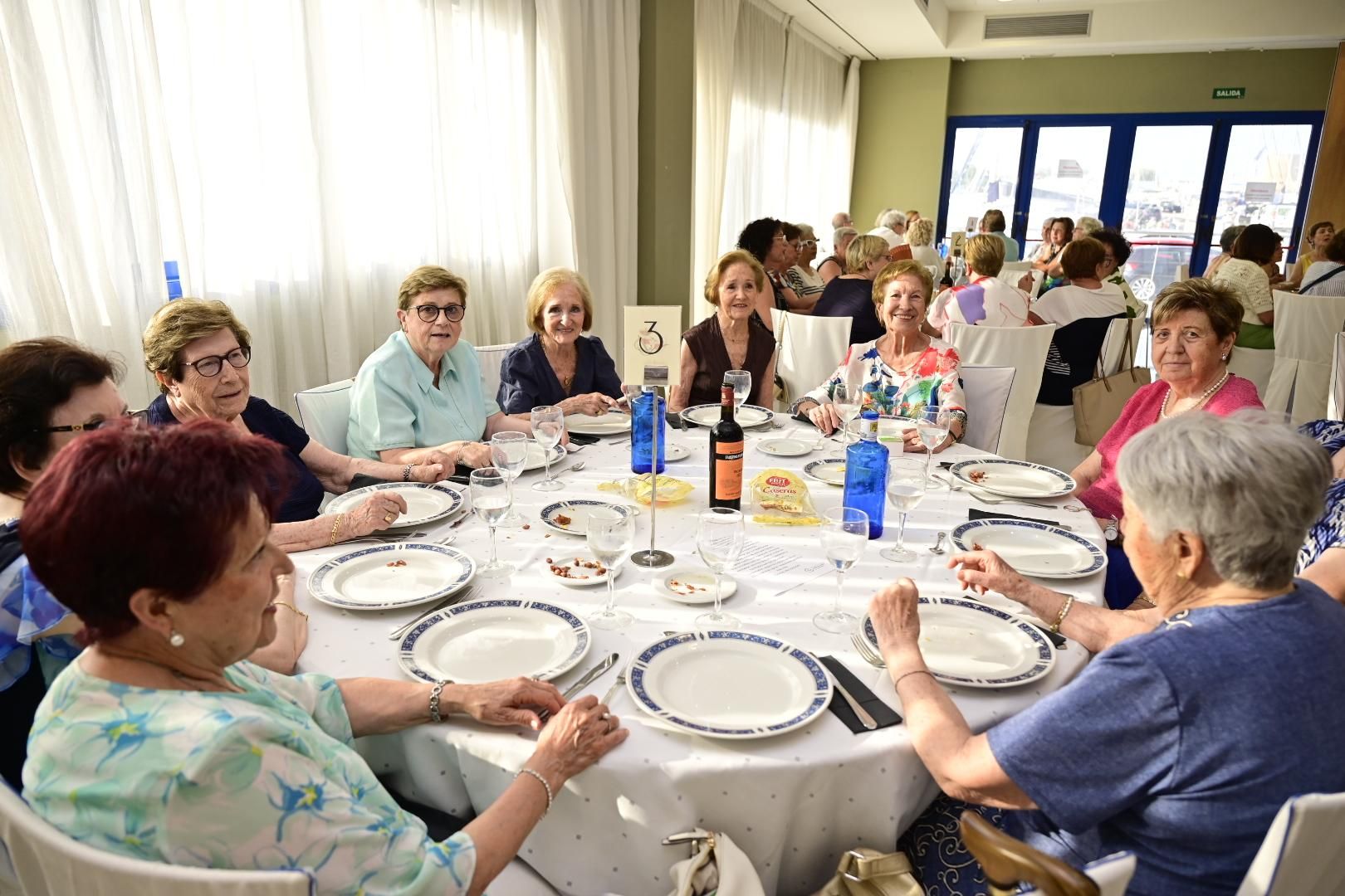 Gala solidaria a beneficio de la Asociación Conta el Cáncer en Castelló