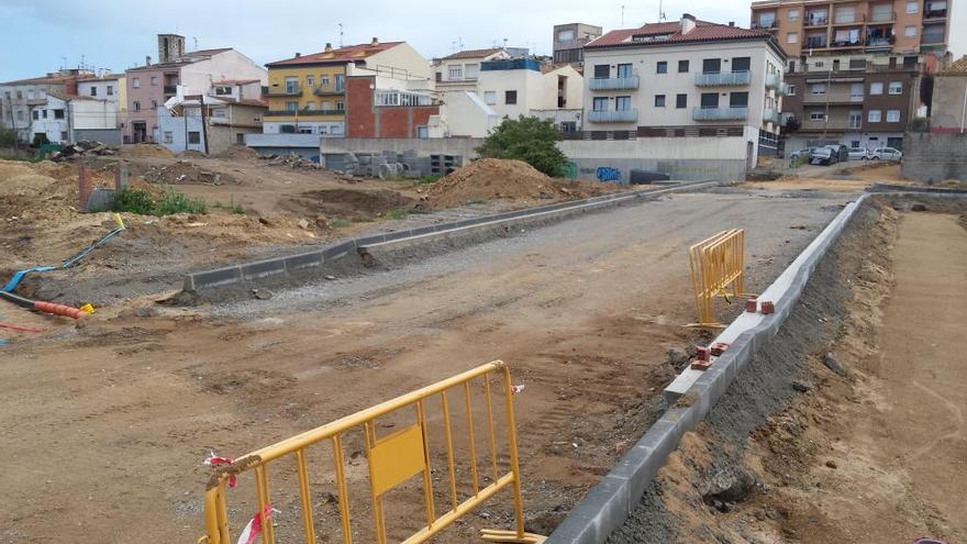 El futur carrer de les pageses, actualment en urbanització