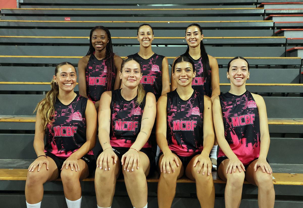 Totes les fotos del primer entrenament del Manresa CBF al Congost
