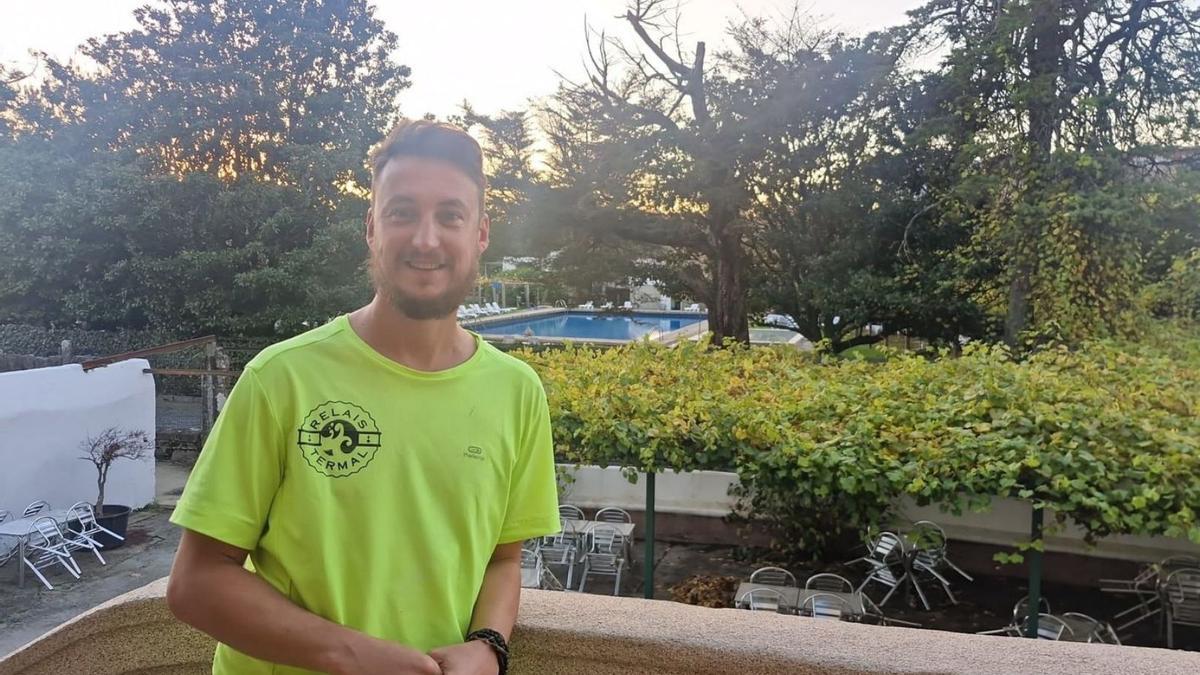 Fran Sande, en la terraza del Balneario Acuña de Caldas de Reis.