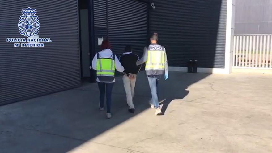 Detenido en Zaragoza un ladrón reincidente que asaltaba comercios con un arma blanca