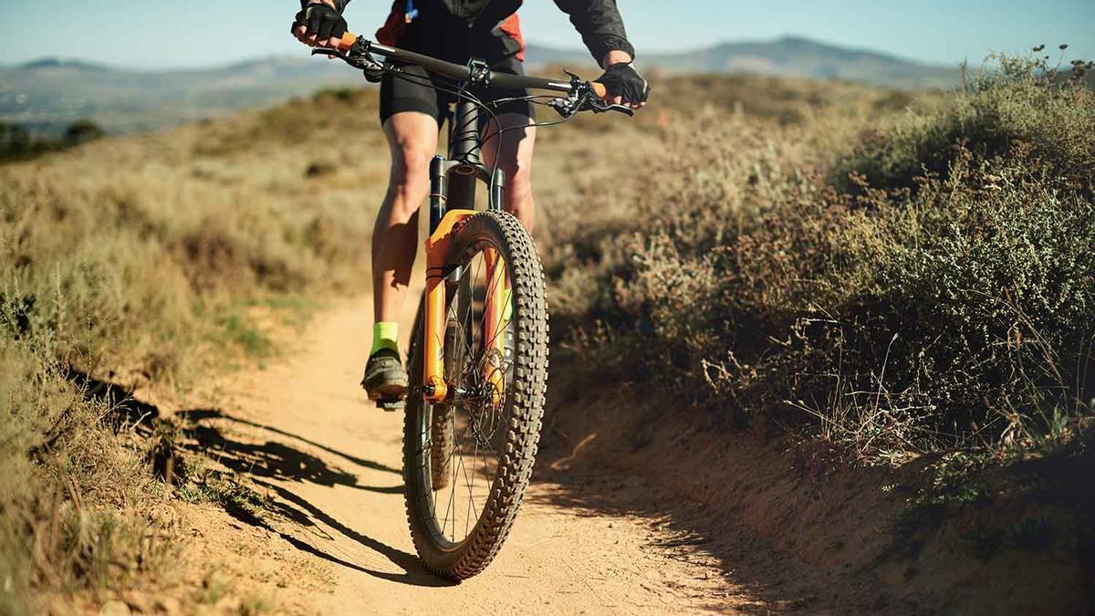 Un trabajador asturiano se queda de baja, realiza rutas de montaña en bici durante ese periodo y la empresa le despide: el Tribunal Superior de Justicia de Asturias lo avala