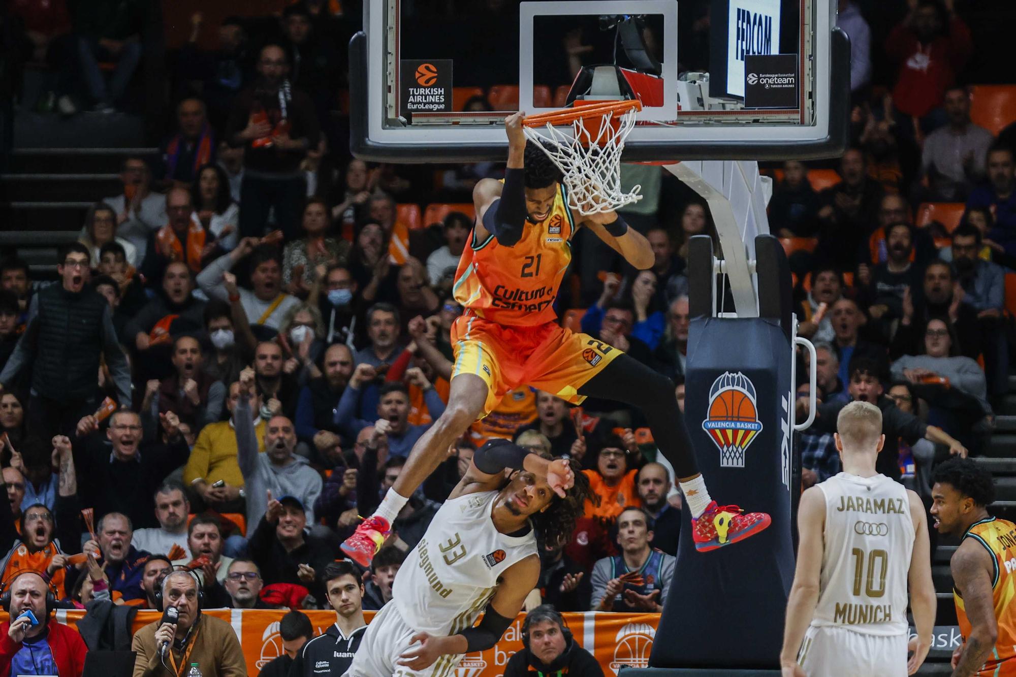 Victoria de Valencia Basket ante el Bayern de Munich