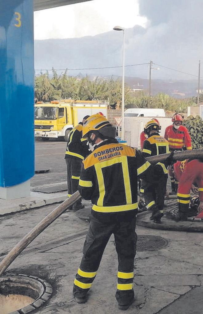 Los bomberos logran dos sentencias favorables en su litigio con el Cabildo