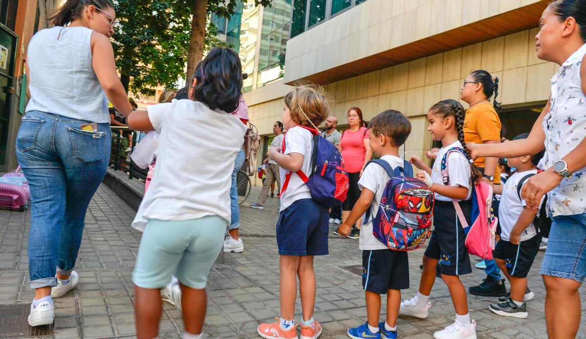 Primre dia de clase en un colegio de Las Palmas de Gran Canaria