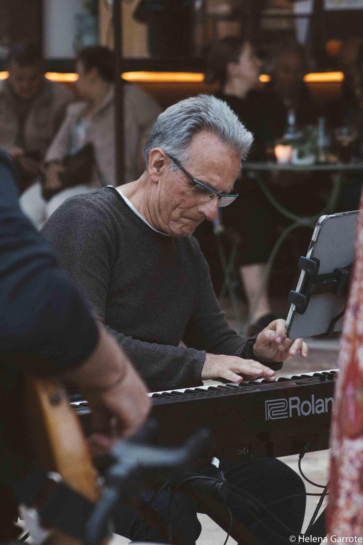 Carla Vallet lleva el JazzDay al quiosco La Silva con un concierto cercano en el parque de Canalejas