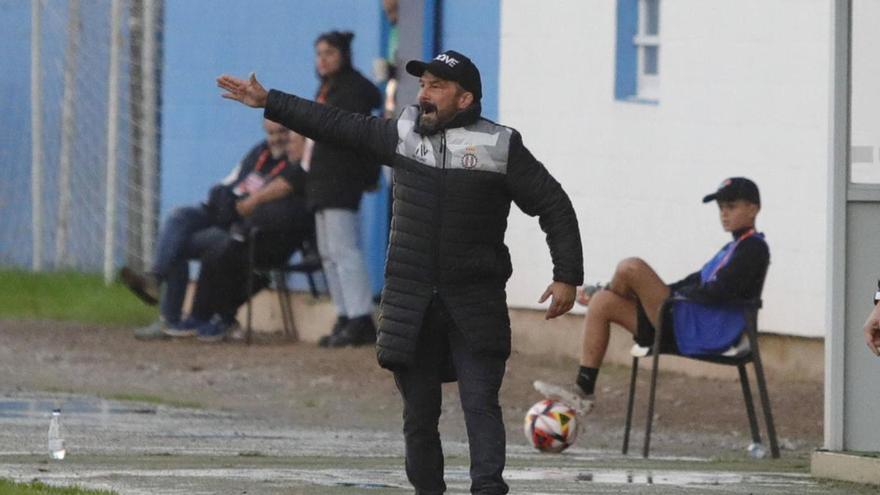El Mosconia ya tiene nuevo entrenador: Emilio Cañedo regresa al primer equipo para relevar a Josmay y pelear por el ascenso